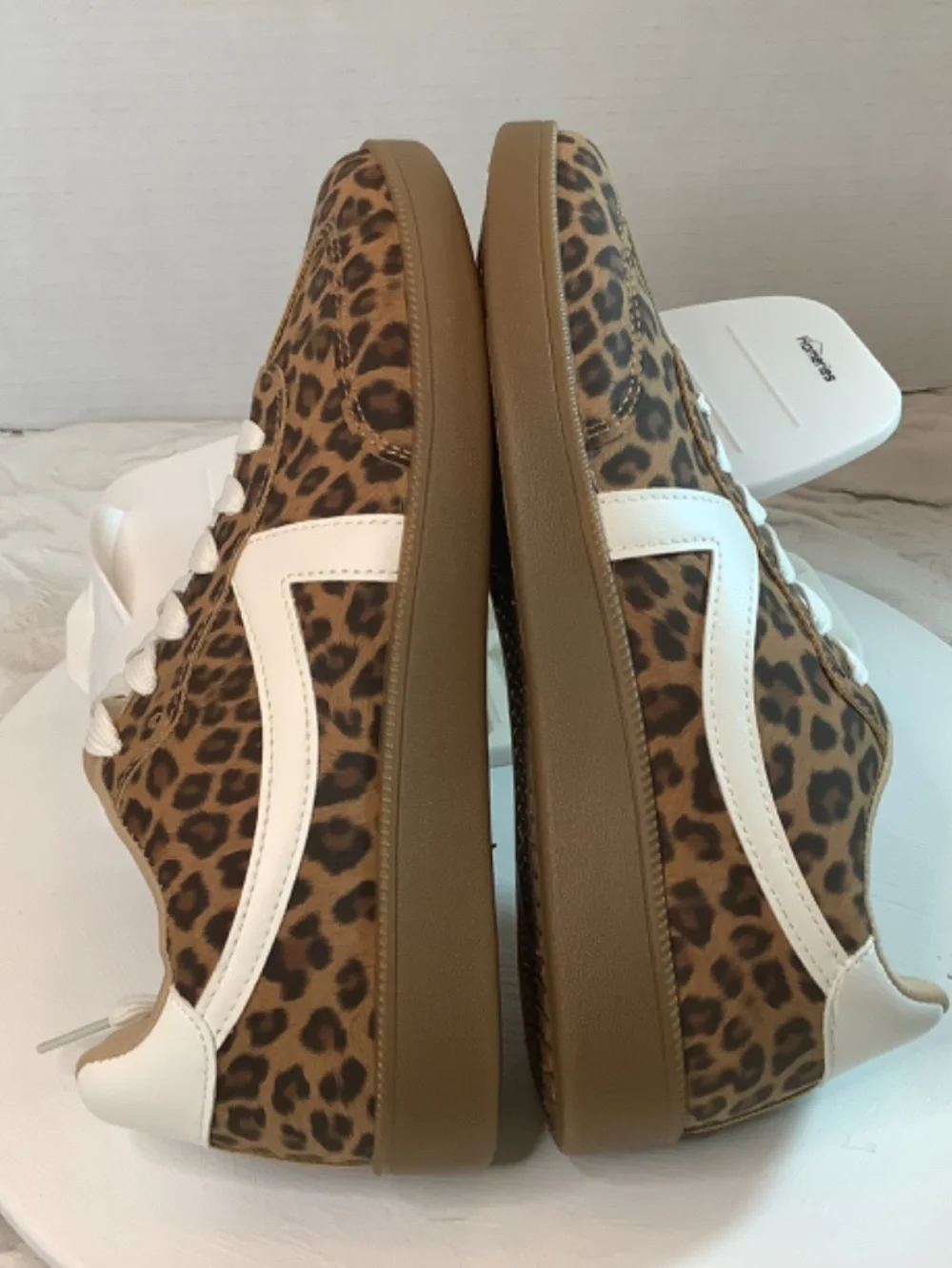 NWT Mia Girl leopard‎ animal print sneakers sz. 8